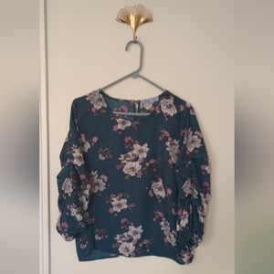 Blue Flowy Floral Top, Size M